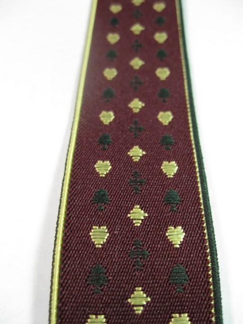 PLAYING CARDS - GOLD HEARTS AND DIAMONDS, BLACK CLUBS AND SPADES ON BURGANDY BACKGROUND WITH GOLD AND BLACK EDGES. "Y" STYLE 1 1/3" X 48" DELUXE SUSPENDERS-Cotton/Polyester Hand Washable-Hang to Dry Material.WITH GOLD GRIPS AND 2 LENGTH ADUSTERS    YD-PLA76B48#120g